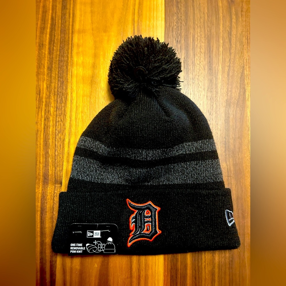 Never worn Detroit Tigers knit hat beanie